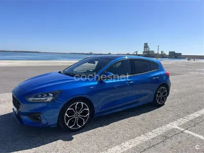 Usado Ford Focus ST-Line 125 CV (91 kW) 2018 Azul Familiar