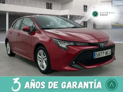 Käytetty Toyota Corolla Business Edition 122 HP (89 kW) 2022 Punainen Sedan