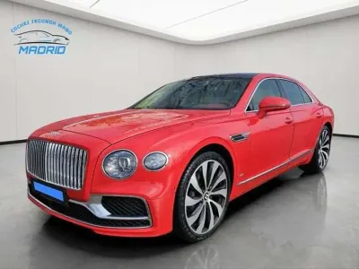 Usado Bentley Flying Spur 549 CV (403 kW) 2021 Rojo Berlina