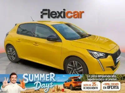 Usado Peugeot 208 Allure 100 CV (73 kW) 2023 Amarillo Utilitario
