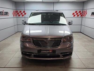 Usado Lancia Voyager 177 CV (130 kW) 2014 Gris Monovolumen