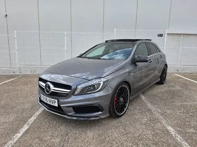 Usado Mercedes A45 AMG AMG 360 CV (264 kW) 2014 Gris / plata Utilitario