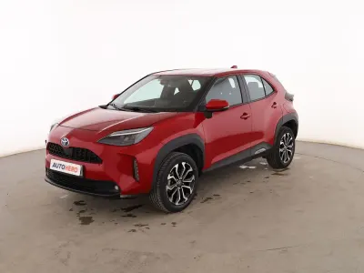 Usado Toyota Yaris Cross Active 116 CV (85 kW) 2022 Rojo SUV