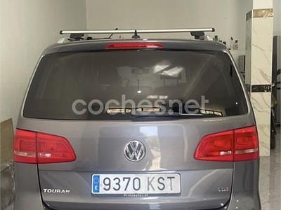 Usado VW Touran Edition 105 CV (77 kW) 2011 Gris / plata Monovolumen