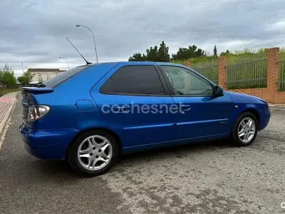 Begagnad Citroën Xsara Exclusive 110 HK (80 kW) 2001 Blå Sedan