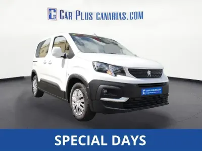 Usado Peugeot Rifter Active 100 CV (73 kW) 2021 Blanco Monovolumen