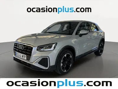Usado Audi Q2 S-Line 150 CV (110 kW) 2025 Gris plata SUV