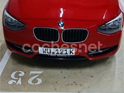Usado BMW 114 Sport Line 102 CV (75 kW) 2012 Rojo Utilitario