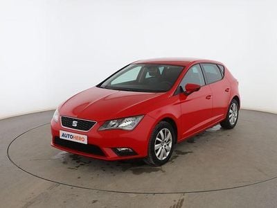 Rojo Usado 2015 Seat Leon Reference Utilitario | 9899 € (Precio justo)