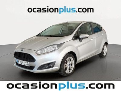 Gris plata Usado 2017 Ford Fiesta Trend Utilitario | 7584 € (Precio justo)