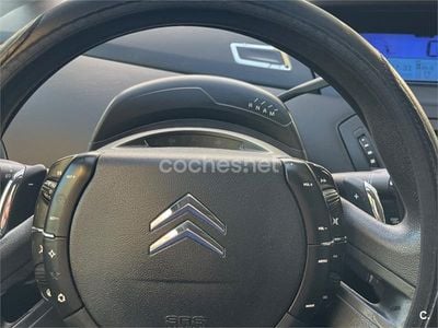 Usado Citroën Grand C4 Picasso 138 CV (101 kW) 2007 Verde Monovolumen