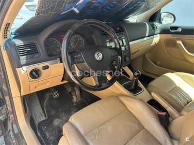 VW Golf V