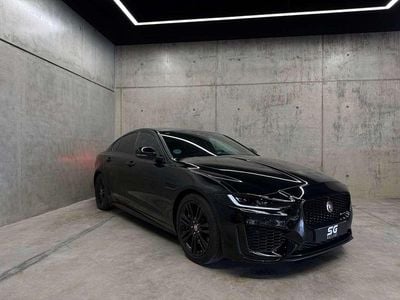 Usado Jaguar XE R-Dynamic 250 HP (183 kW) 2019 Preto Sedan