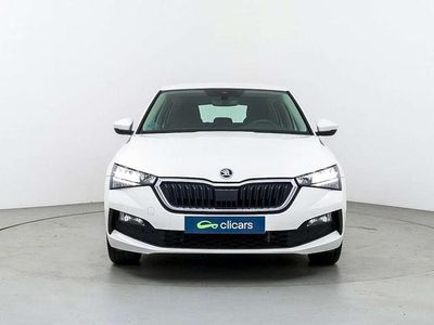 Usado Skoda Scala Active 116 CV (85 kW) 2023 Blanco Utilitario