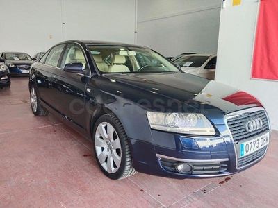Usado Audi A6 255 CV (187 kW) 2004 Azul Berlina