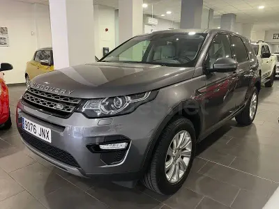Usado Land Rover Discovery Sport SE 180 CV (132 kW) 2016 Gris / plata SUV