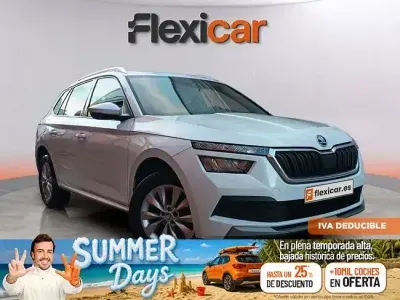 Usado Skoda Kamiq Ambition 110 CV (80 kW) 2022 Blanco SUV