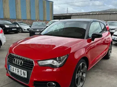 Usado Audi A1 Ambition 105 CV (77 kW) 2011 Rojo Utilitario