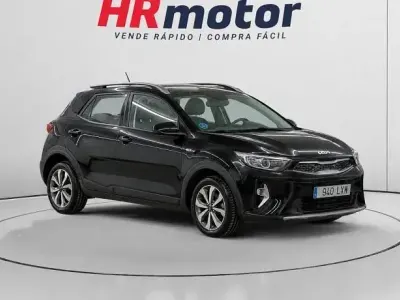 Usado Kia Stonic 84 CV (61 kW) 2022 SUV
