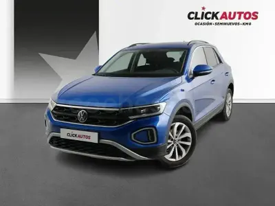 Usado VW T-Roc Life 115 CV (84 kW) 2024 Azul SUV