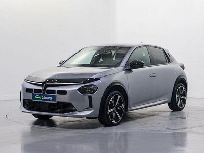 Usado Lancia Ypsilon 110 CV (80 kW) 2025 Negro Utilitario