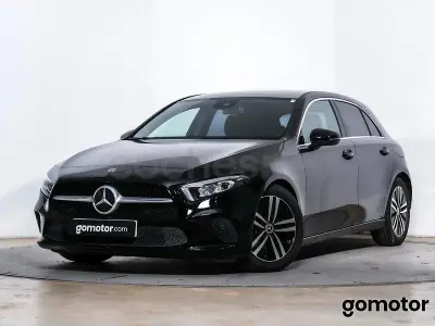 Usado Mercedes A180 116 CV (85 kW) 2021 Negro Berlina