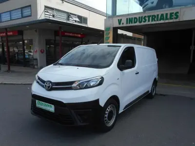 Usado Toyota Proace Business Edition 122 CV (89 kW) 2019 Blanco Monovolumen