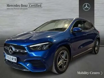 Usado Mercedes GLA200 163 CV (119 kW) 2025 Azul SUV