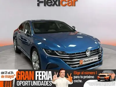 Usado VW Arteon Elegance 150 CV (110 kW) 2021 Azul Coupe
