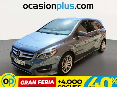 Usado Mercedes B220 Urban 177 CV (130 kW) 2015 Azul Utilitario