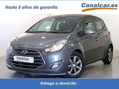 Usado Hyundai ix20 90 CV (66 kW) 2016 Plata Utilitario