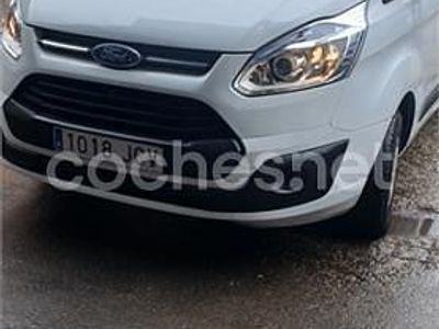 Usado Ford Tourneo Titanium 125 CV (91 kW) 2015 Blanco Monovolumen