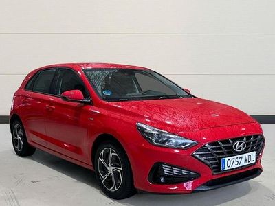 Rojo Usado 2023 Hyundai i30 Berlina | 17.500 € (Precio justo)