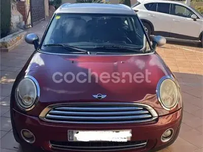 Usado Mini Cooper Clubman 120 CV (88 kW) 2010 Granate Familiar