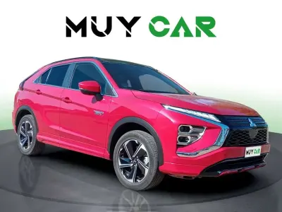 Usado Mitsubishi Eclipse Cross Motion 188 CV (138 kW) 2023 Rojo SUV