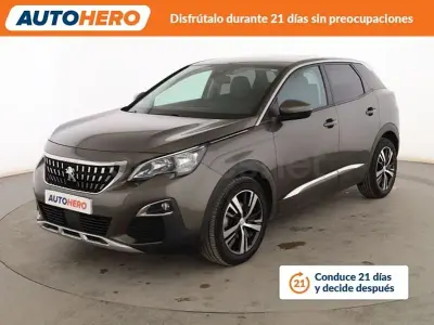 Usado Peugeot 3008 Allure 165 CV (121 kW) 2018 Gris / plata SUV