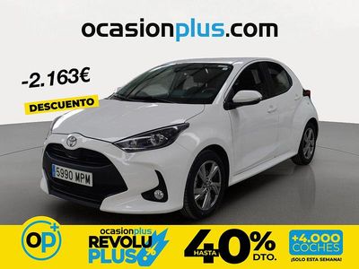 Usado Toyota Yaris Hybrid Active 116 CV (85 kW) 2024 Blanco Berlina