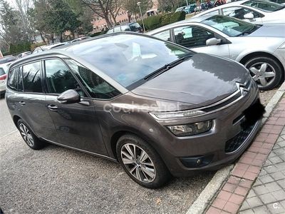 Usado Citroën Grand C4 Picasso Live 130 CV (95 kW) 2016 Gris / plata Monovolumen
