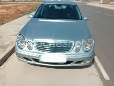 Usado Mercedes E220