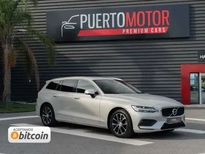 Usado Volvo V60 Momentum 150 CV (110 kW) 2019 Blanco Familiar