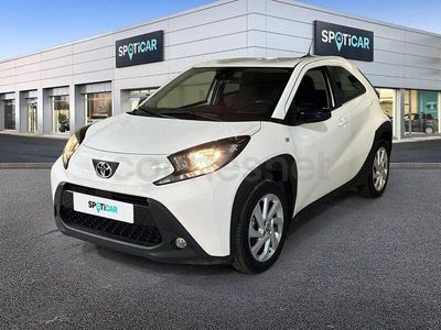 Blanco Usado 2022 Toyota Aygo X Play SUV | 14.495 € (Precio justo)