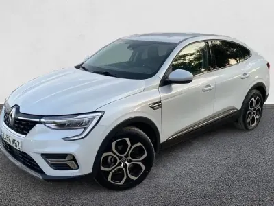 Usado Renault Arkana Zen 145 CV (106 kW) 2022 SUV