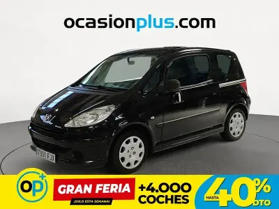 Usado Peugeot 1007 75 CV (55 kW) 2006 Negro Monovolumen