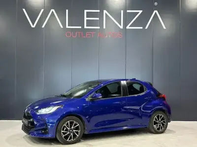 Usado Toyota Yaris 125 CV (91 kW) 2021 Azul Utilitario