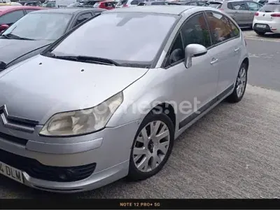 Usado Citroën C4 VTR Sport 110 CV (80 kW) 2005 Gris / plata Berlina