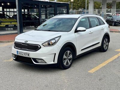 Otro Usado 2017 Kia Niro SUV | 12.900 € (Un poco caro)