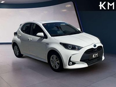 Usado Toyota Yaris Hybrid Business Edition 116 CV (85 kW) 2022 Blanco Utilitario