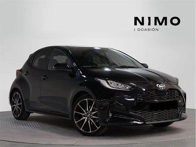 Negro azabache Usado 2023 Toyota Yaris Hybrid Sport Utilitario | 22.300 € (Caro)