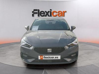 Usado Seat Leon FR 204 CV (150 kW) 2025 Gris Berlina