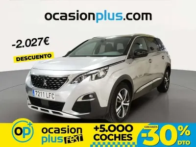 Usado Peugeot 5008 GT-line 181 CV (133 kW) 2020 Gris SUV